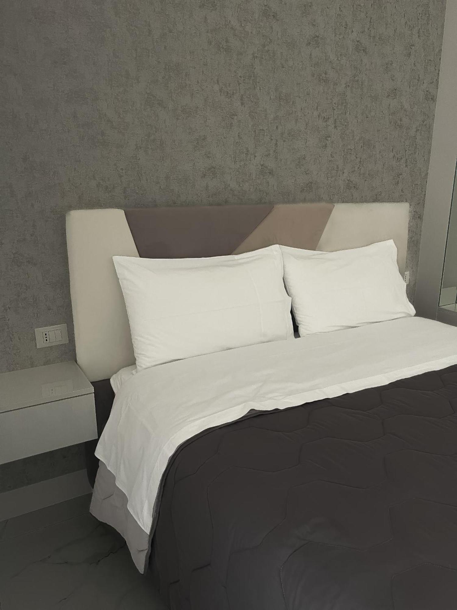 Alissa Suite Rome Bagian luar foto